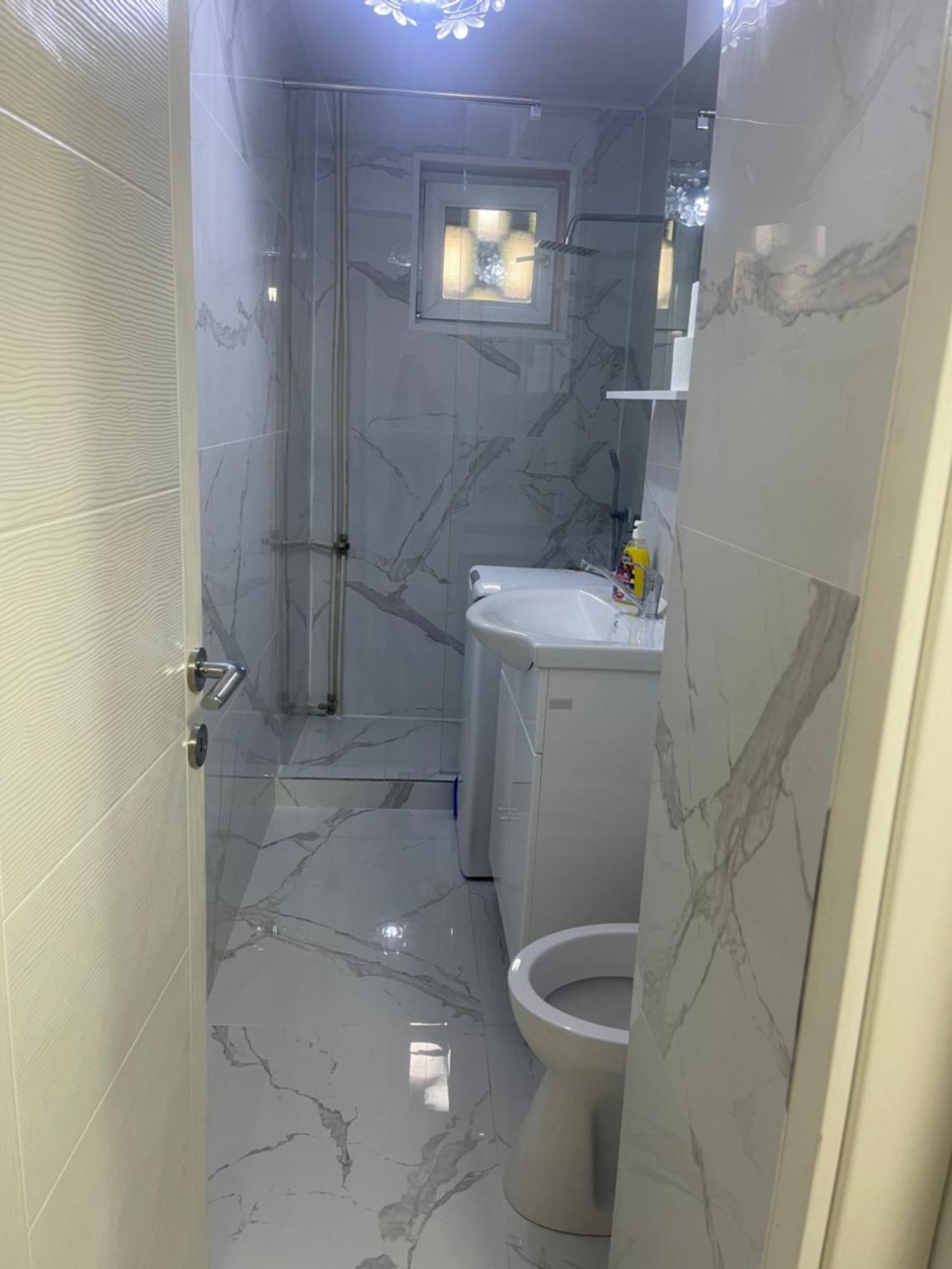 Carlitos Apt Ramnicu Valcea Ngoại thất bức ảnh